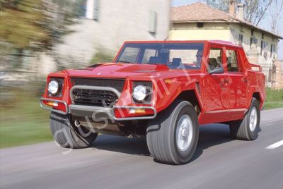 Купить глушитель, катализатор, пламегаситель Lamborghini LM002 в Москве